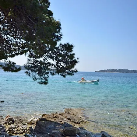 Holiday Home Miro * Prvic Sepurine